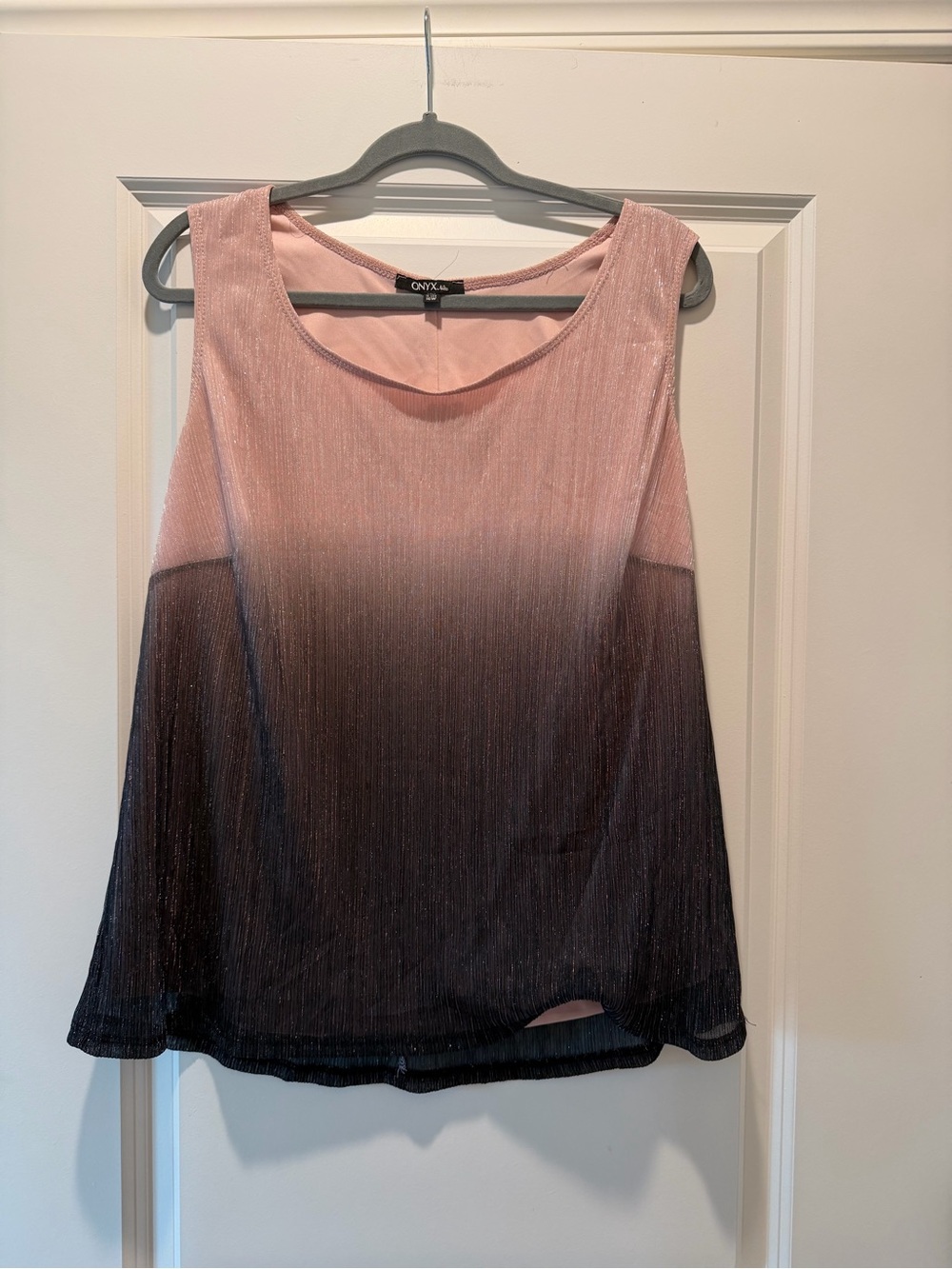 Onyx Nite Pink to Black Ombre Sleeveless Tank